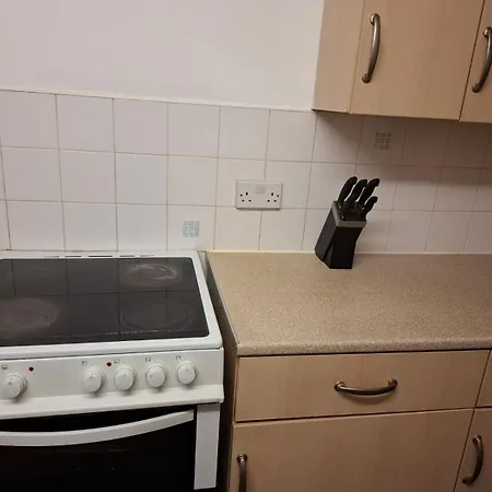 Entire House In Hunslet 5min To Center