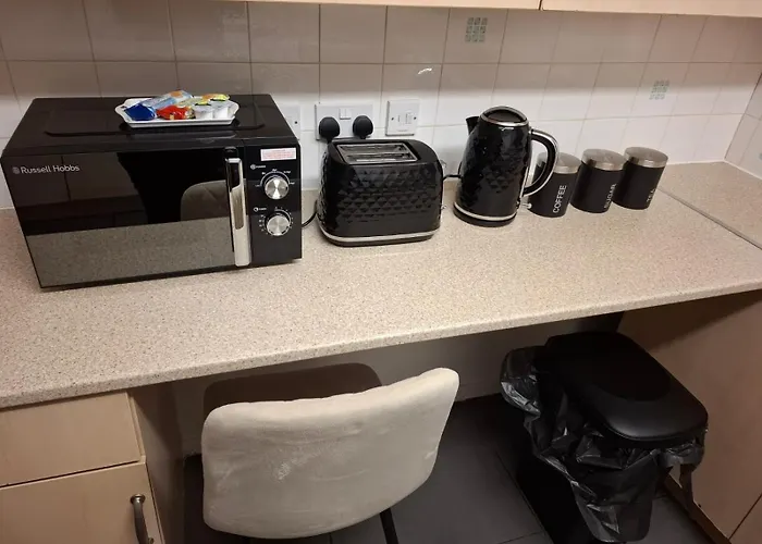 Entire House In Hunslet 5min To Center Будинок відпочинку *